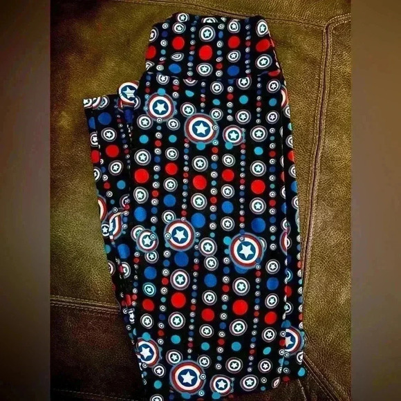 Capatain America Lularoe OS leggings new - Picture 1 of 2